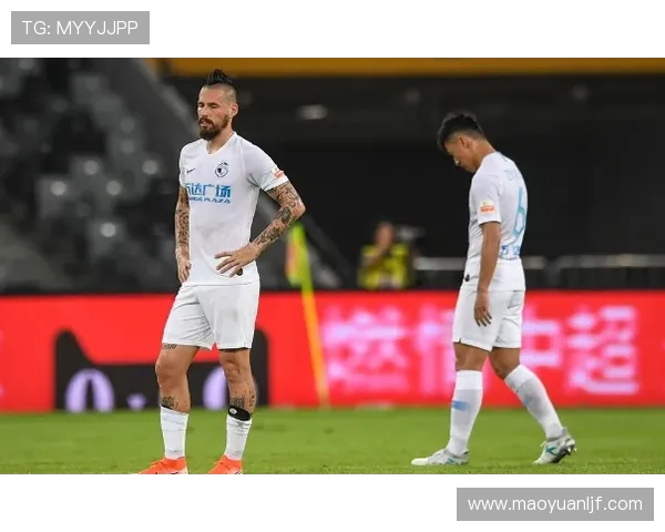 聚焦中超比分风云解析赛场胜负走势全景观察与豪门崛起沉浮实录记 - 副本 - 副本 - 副本 (2) - 副本