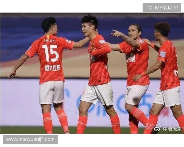 中超激战连连强队争锋 深圳队逆袭江苏队锁定三分